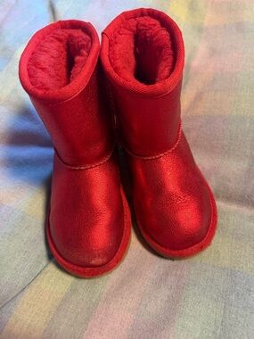 Metallic Red Uggs Boots size 10